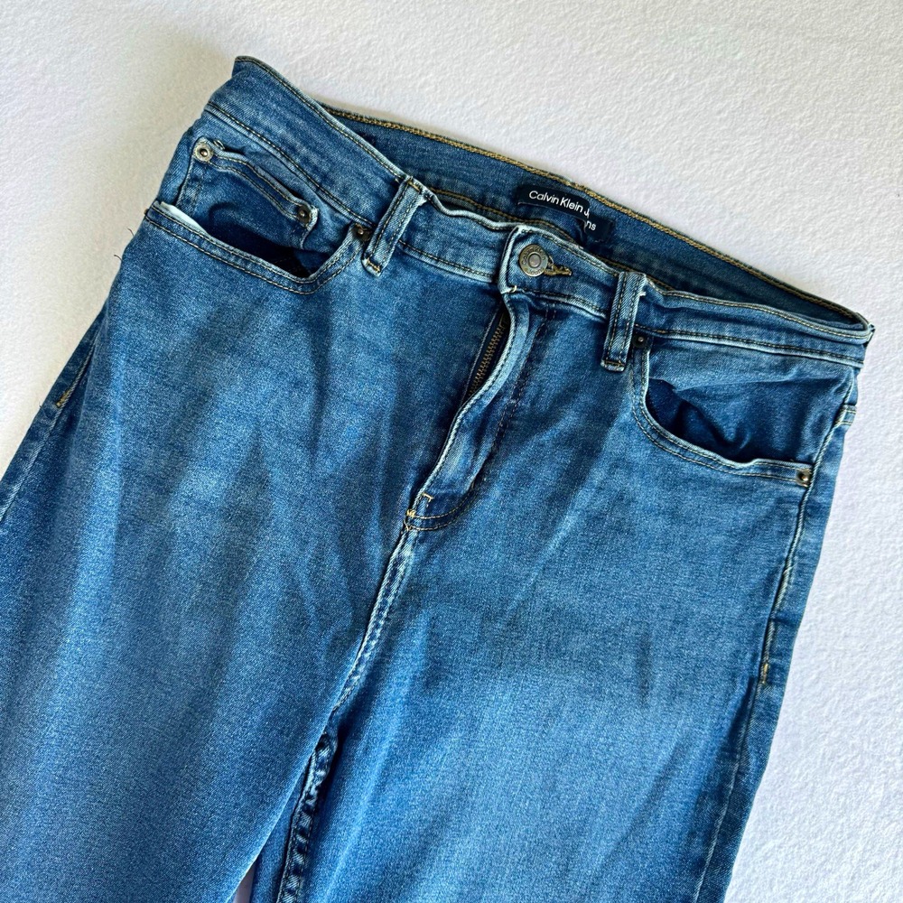Calvin Klein Jeans Women's 14/32 Blue Repreve Boot Cut Medium Wash High Rise